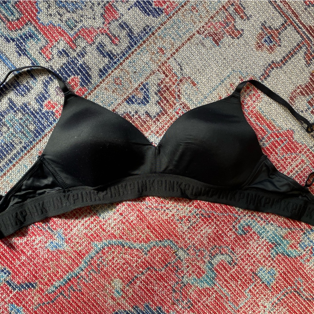 PINK Victoria Secret Everywhere Bra 34c